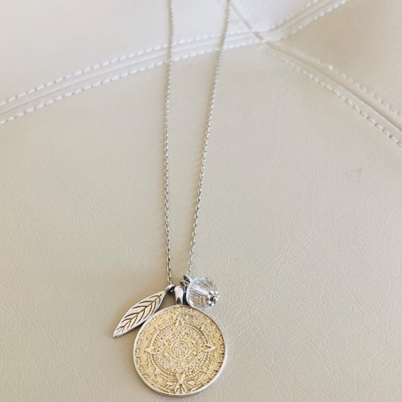Stella & Dot | [Long Retired] Delicate Mixed Metal Penelope Coin Necklace - Picture 6 of 7